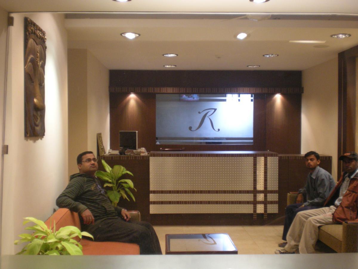Hotel Rajawas Dibrugarh Exterior photo
